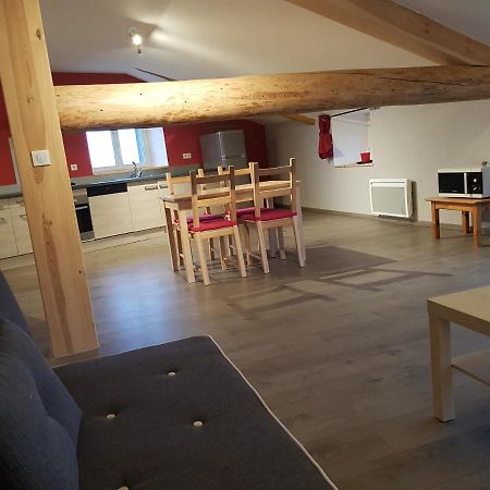 Chez Pitch & Marina Apartment Sauvessanges Bagian luar foto