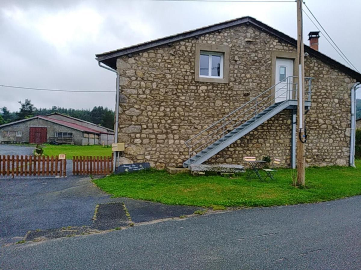 Chez Pitch & Marina Apartment Sauvessanges Bagian luar foto