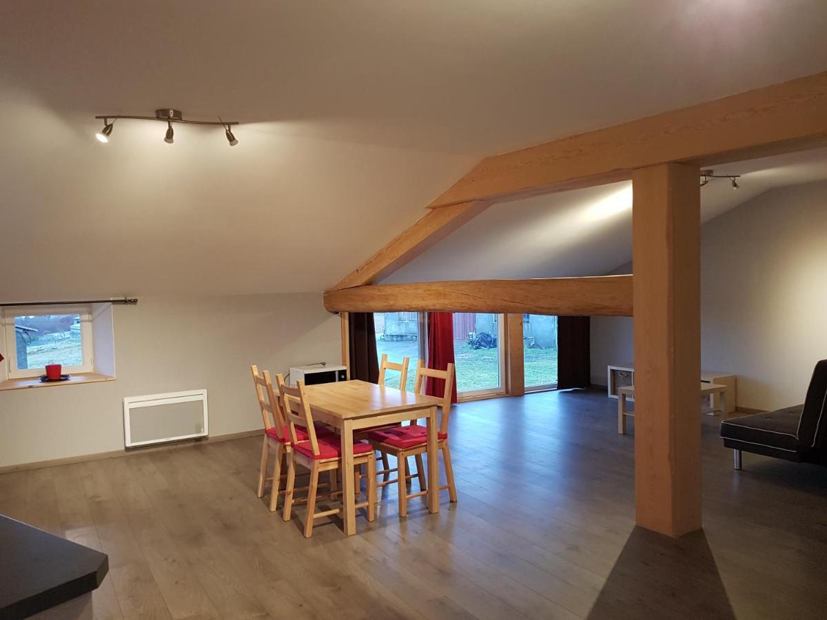 Chez Pitch & Marina Apartment Sauvessanges Bagian luar foto